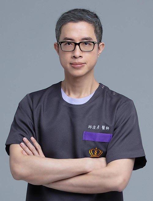 法喬醫美診所首席權威整形外科邱浚彥院長